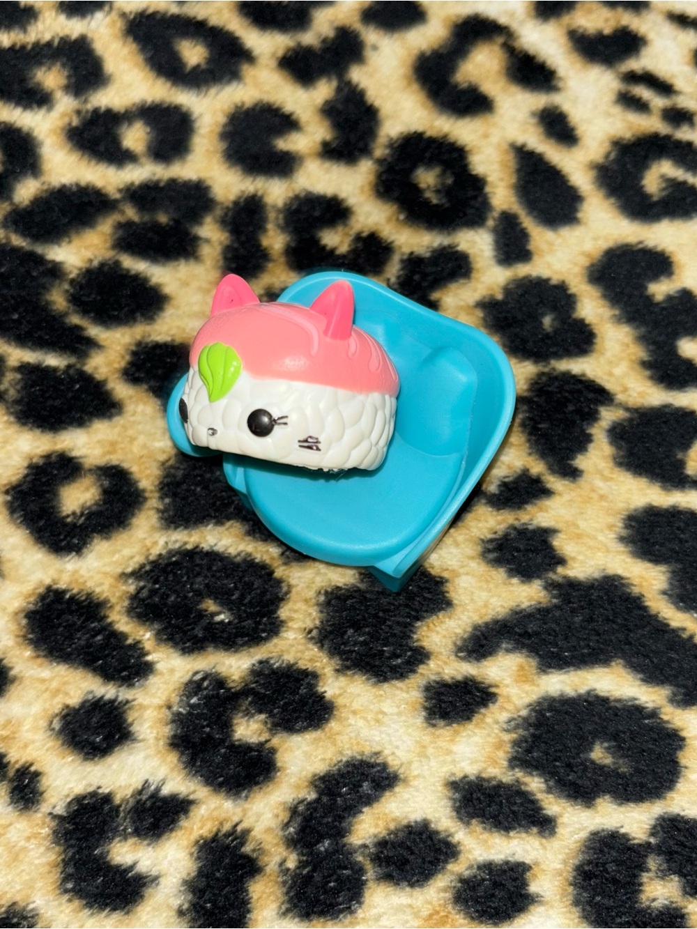num noms ama ebi